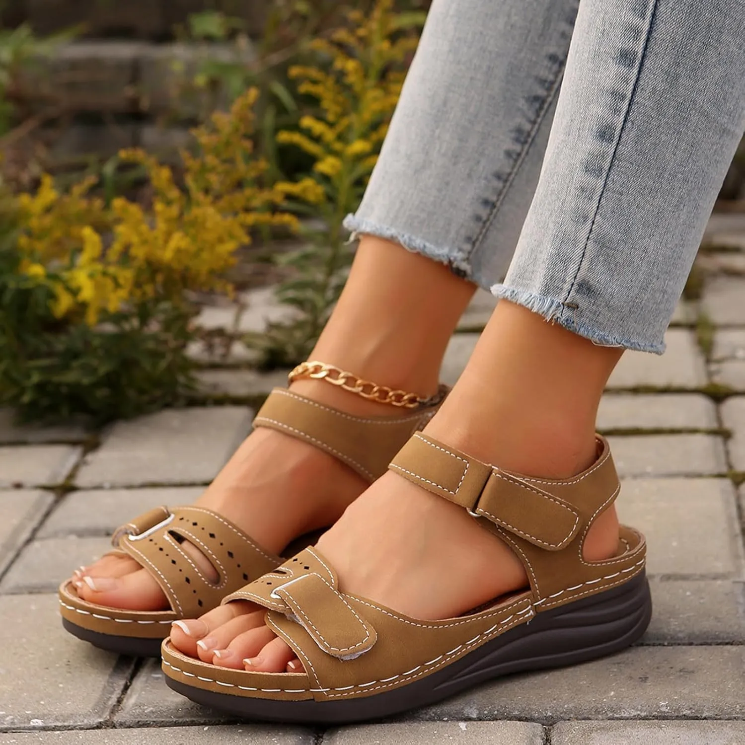 Brown Sandals for Women Hiking Comfy Sport Walking Sandal Outdoor Athletic Water Shoes with Three Adjustable Straps Beach Shoe