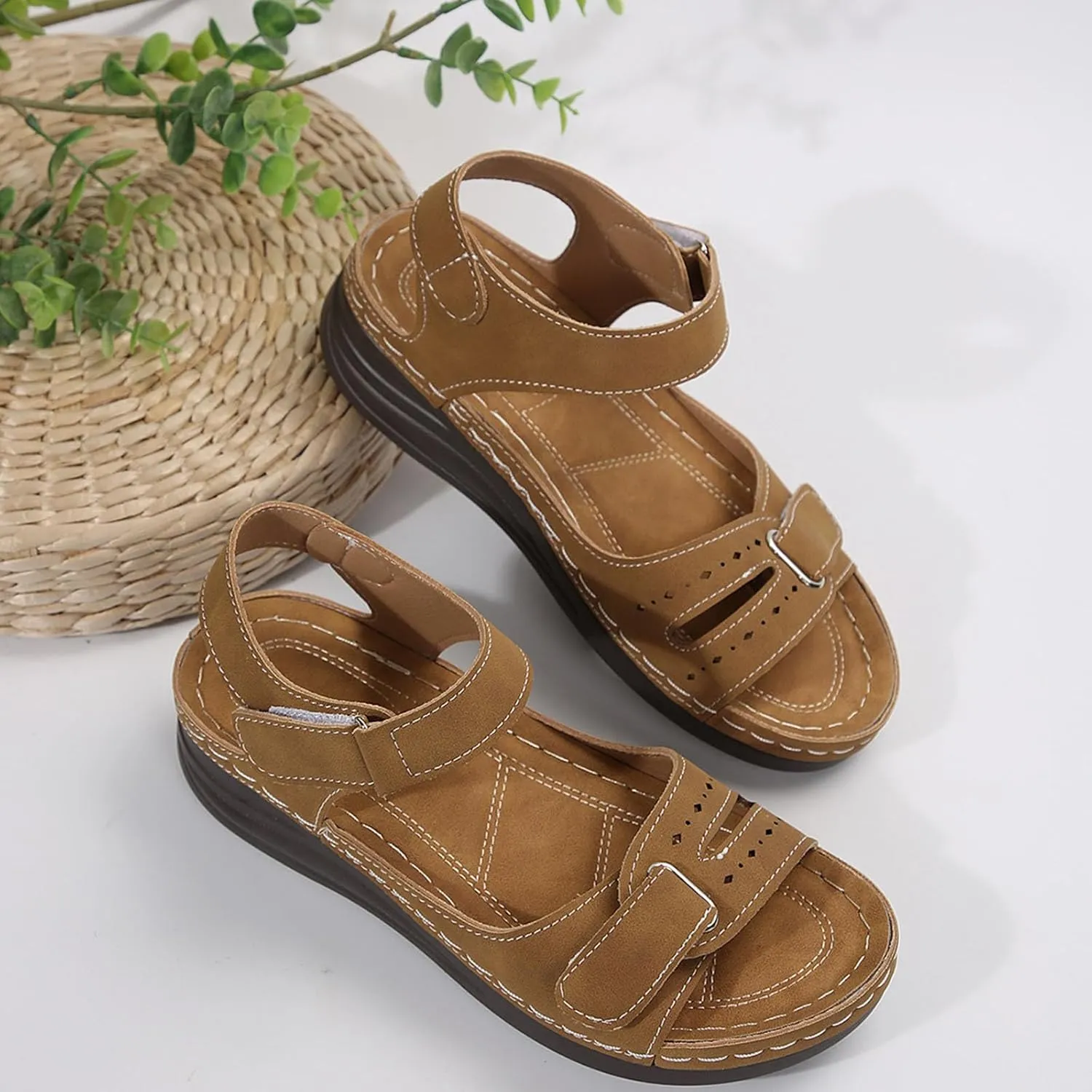 Brown Sandals for Women Hiking Comfy Sport Walking Sandal Outdoor Athletic Water Shoes with Three Adjustable Straps Beach Shoe