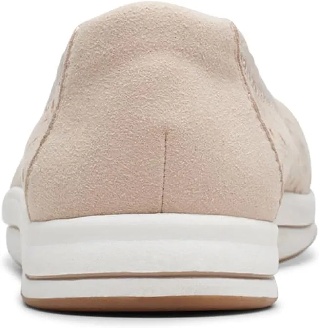 Clarks Women's Breeze Roam Ballet Flat