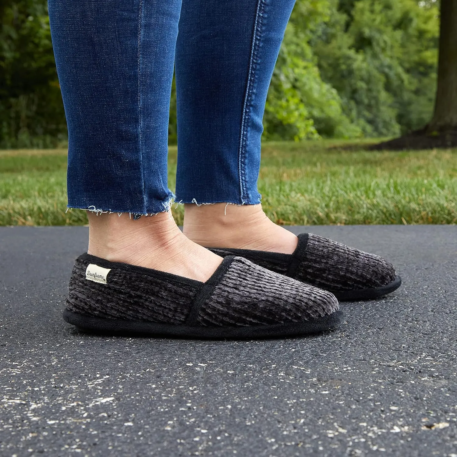Dearfoams Women's Chenille A-Line Slipper