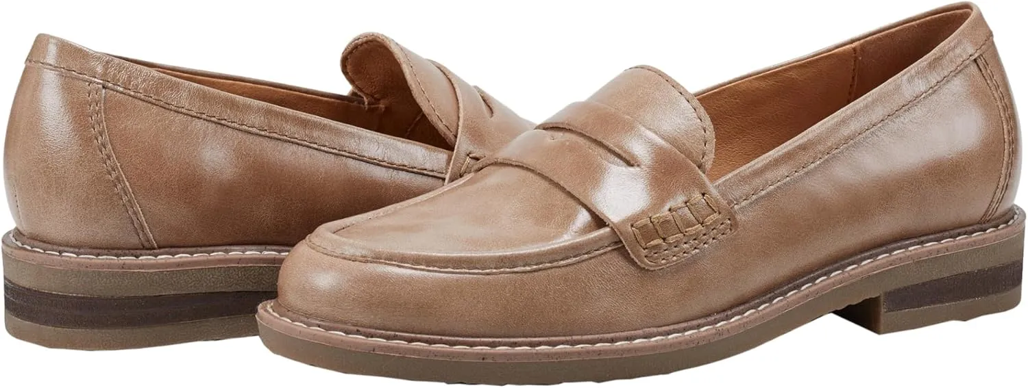 Earth Women's Javas Penny Loafer
