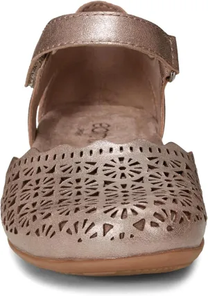 Earth Women's Origins, Bronnie Flat
