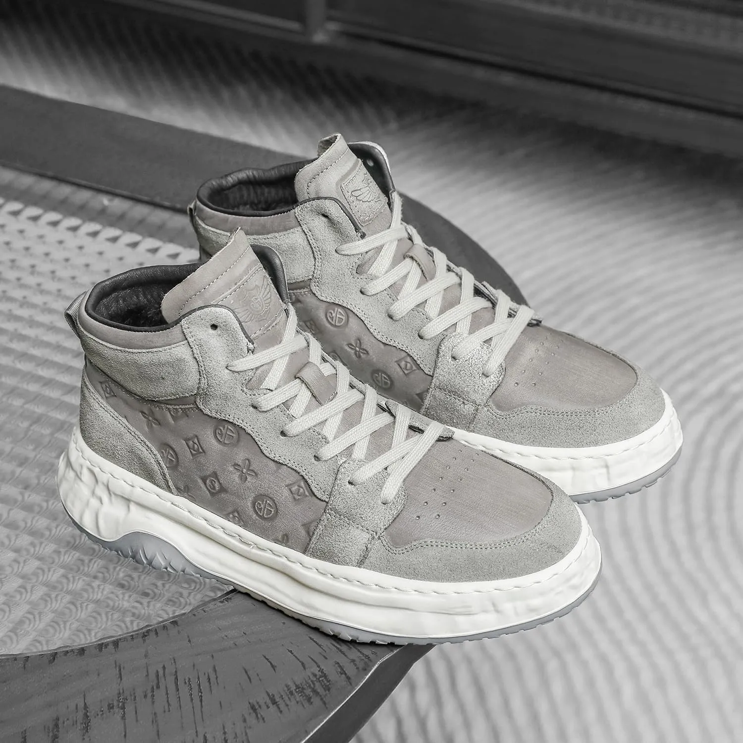 Fashion Sneakers for Men Women, Cowhide Premium Leather Luxury Designer Shoes, Breathable and Comfort Tennis Walking Shoes for Casual Dress