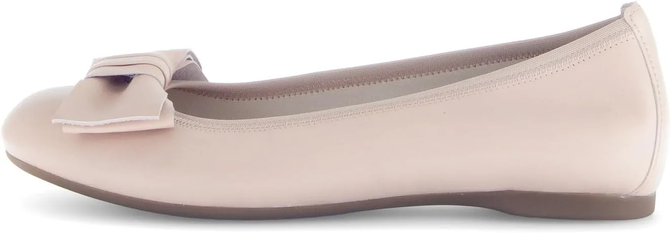 Gabor Women's 64.125 Loafer Flat