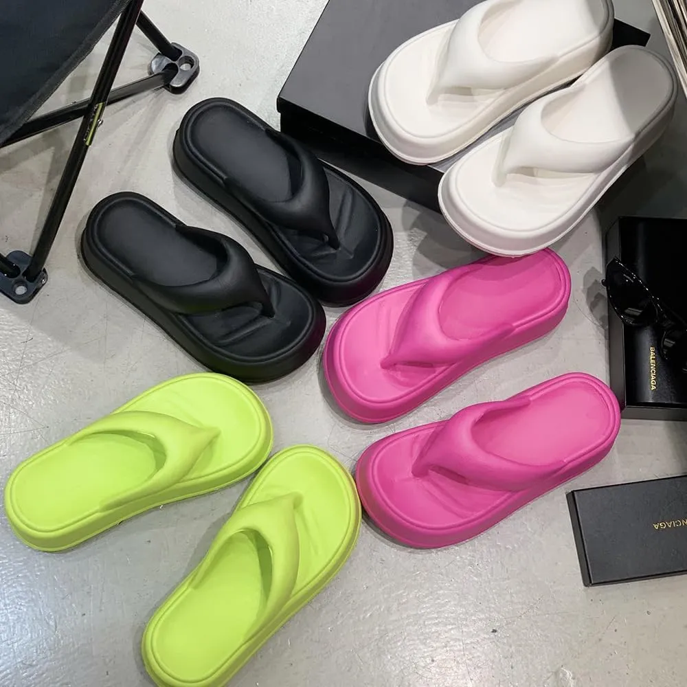 Geerta Cloud Slides for Women with Platform Pillow Trendy Thick Soles Cushioned for Summer Outdoor Sandals Slipper Shower House Home