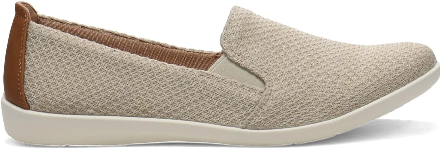 LifeStride Women's Next Level Slip-On Sneaker, Cream, 9.5