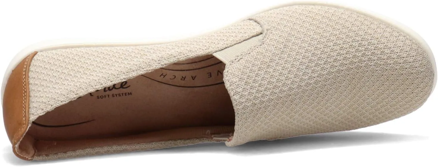 LifeStride Women's Next Level Slip-On Sneaker, Cream, 9.5
