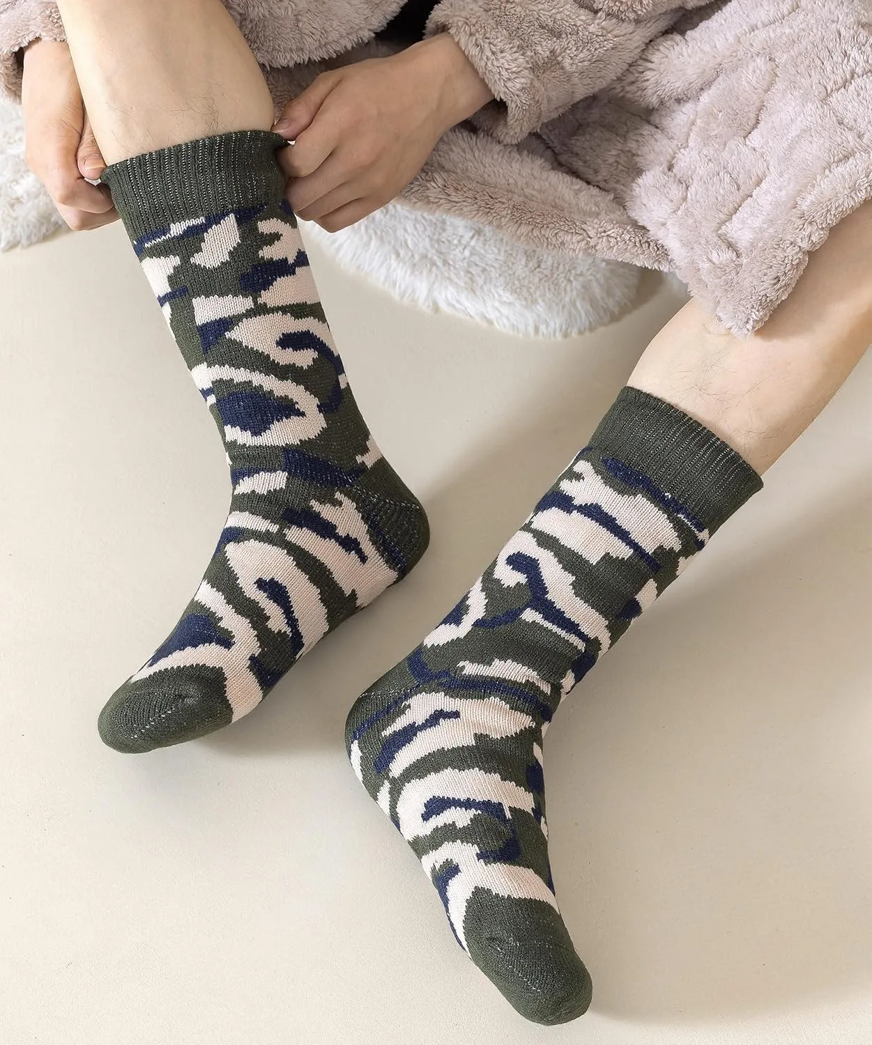 Mens Slipper Socks Non-slip Soles, Winter Soft Thick Cozy Thermal Fleece Lined Home Indoor Socks