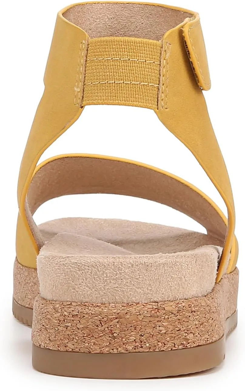 Naturalizer Women's Deara Platform Flat Sandal