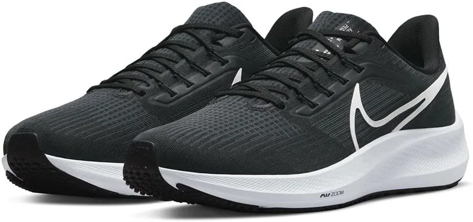 Nike Men's Sneaker