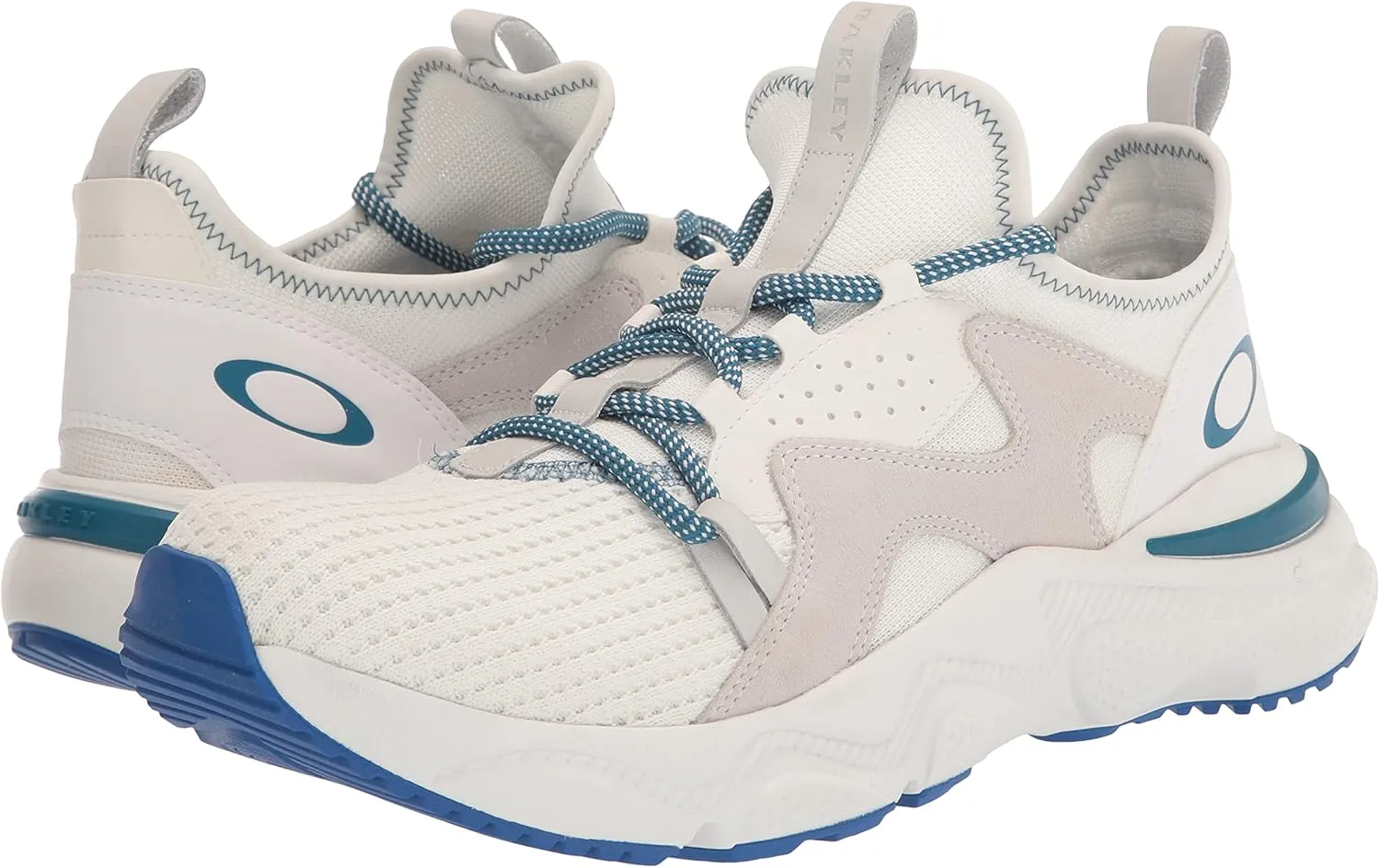 Oakley Men's Cosmos Sneaker