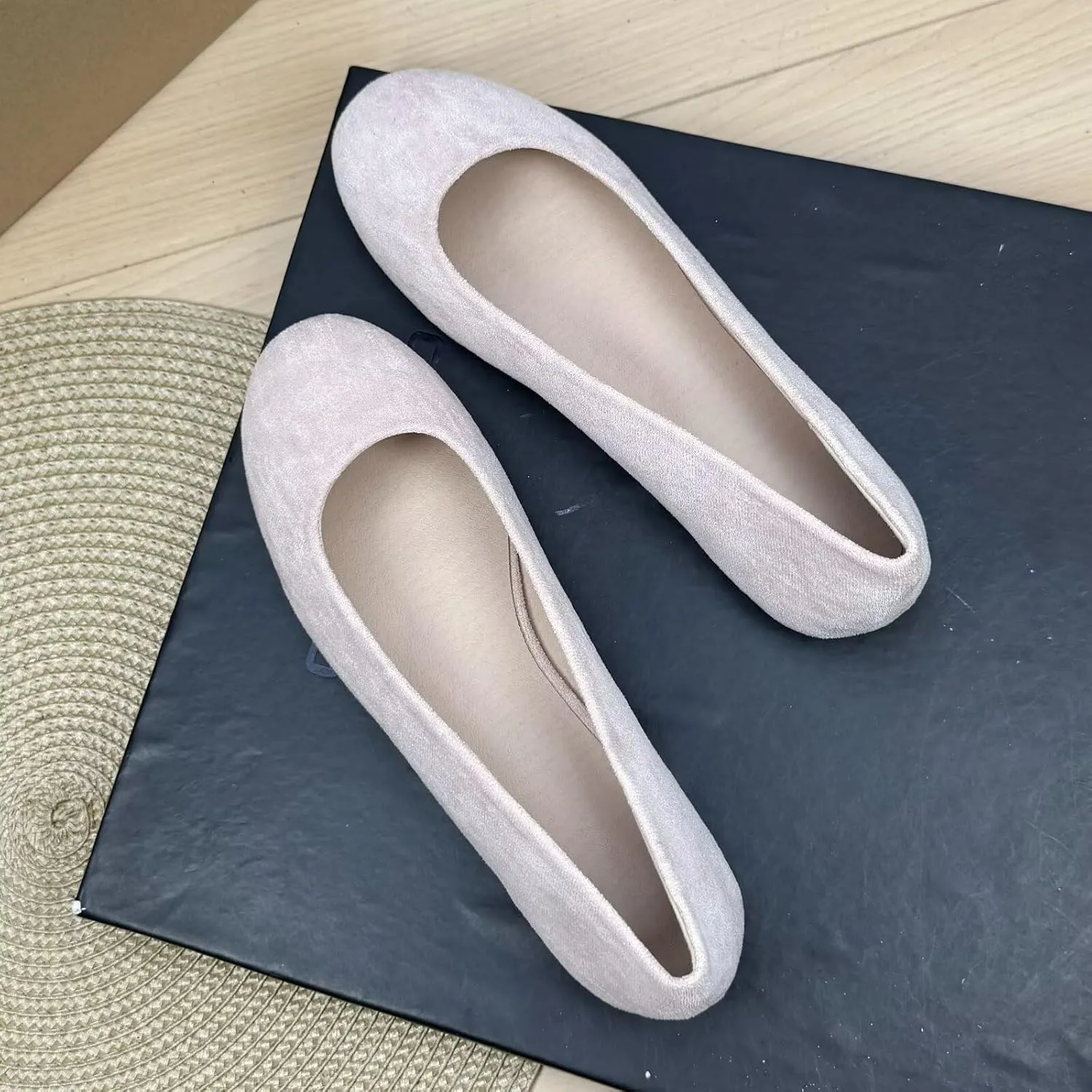 SAILING LU Pointy Toe Shoes Women Ballet Flats Comfort Solid Flat Shoes for Women Work Slip On Moccasins