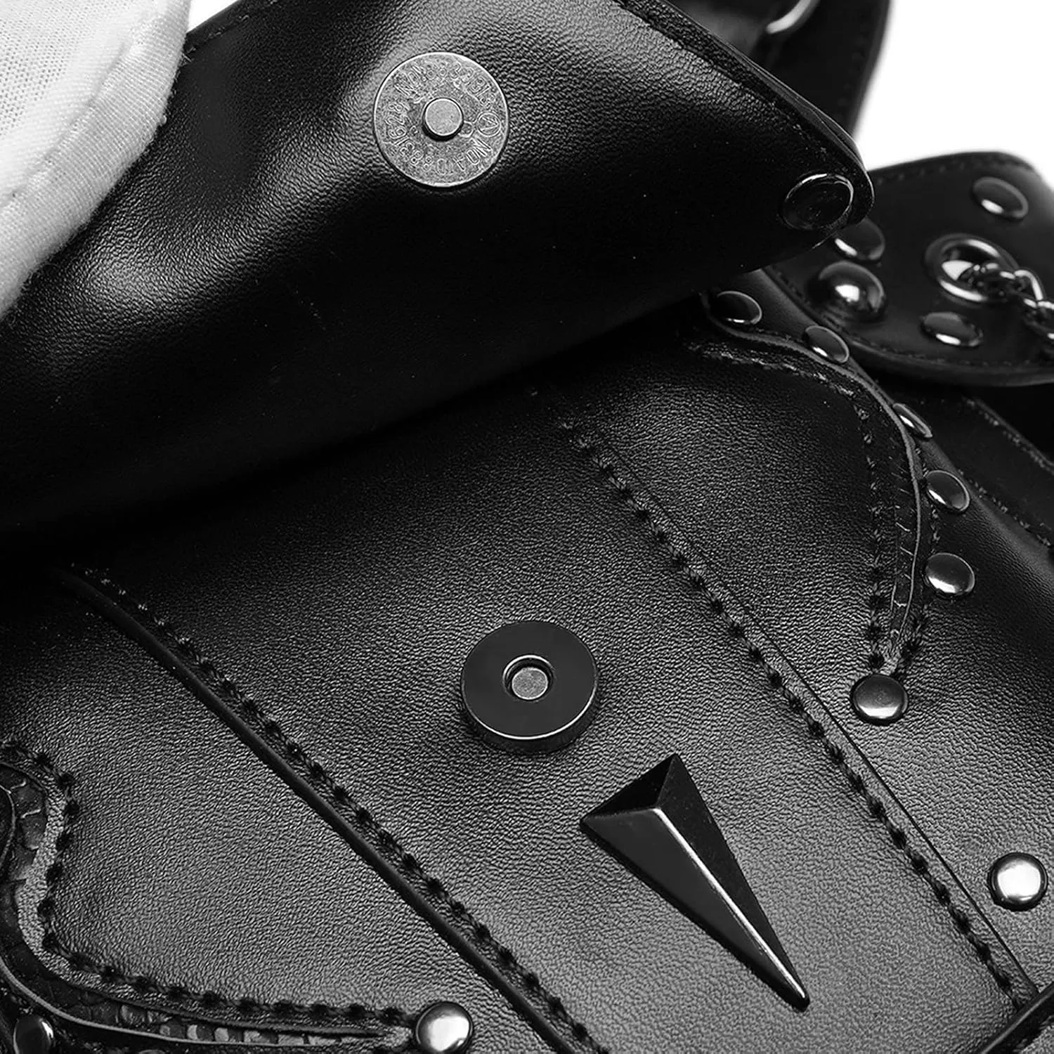 Steampunk Waist Bag Fanny Pack Thigh Holster Purse Gothic Leather Shoulder Crossbody Hiking Chain Messenger Bag