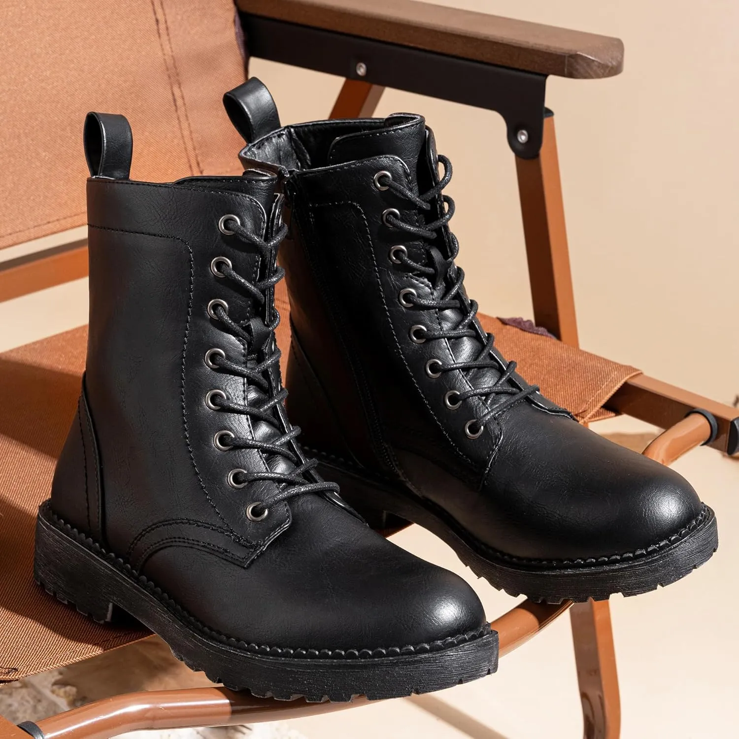 Vepose Women's Combat Ankle Black Flat Boots, Military Fashion 925 Booties Inner Zipper