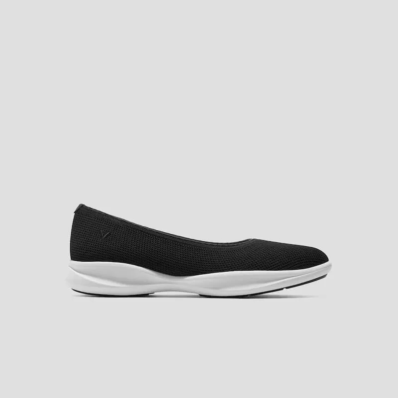 VIVAIA Izabel Water-Repellent Round-Toe All-Day Sneaker Flats