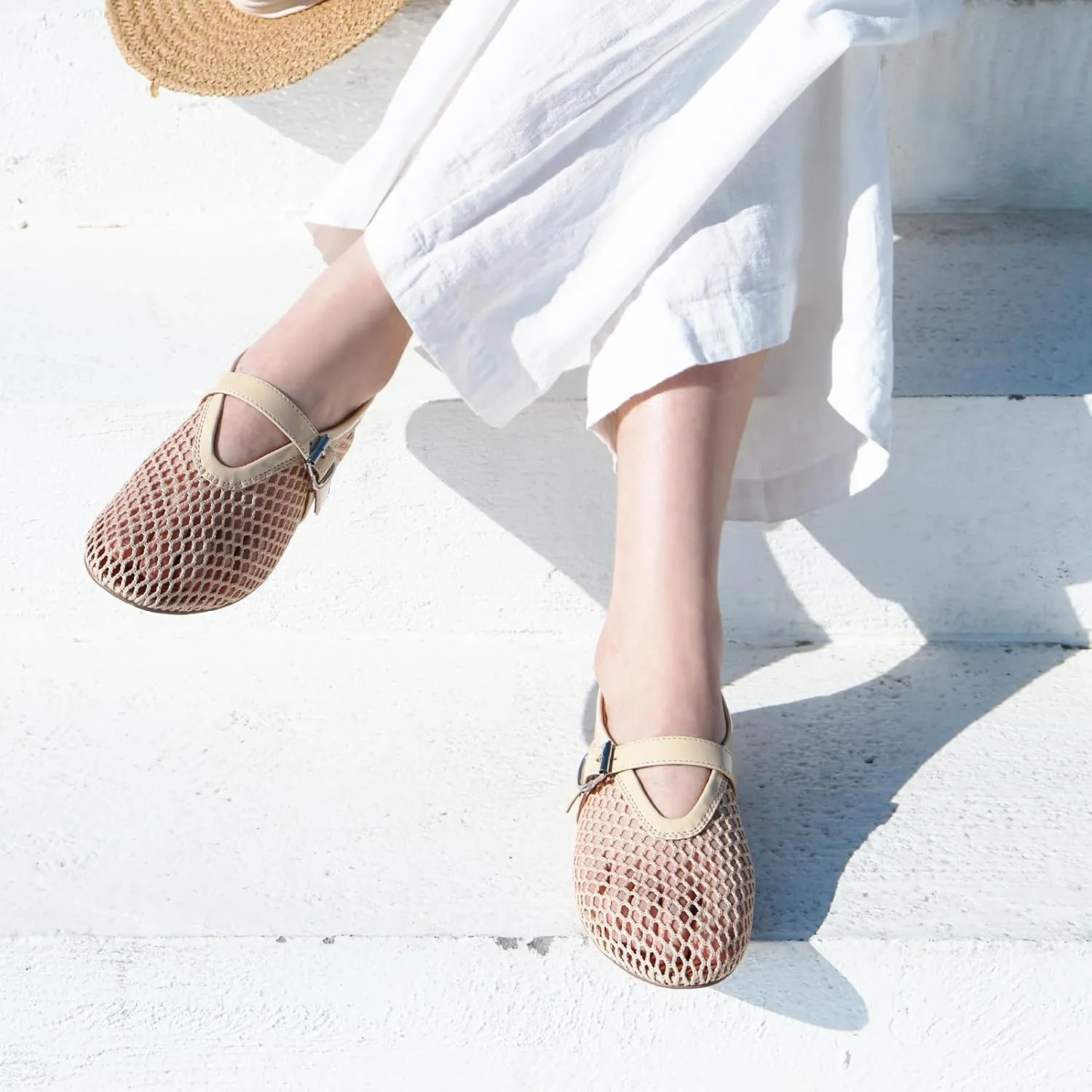 Women Mesh Flats Buckle Strap Round Toe Comfy Causal Ballet Flats Fashion Mary Jane Fishnet Ballerina Flat Shoes
