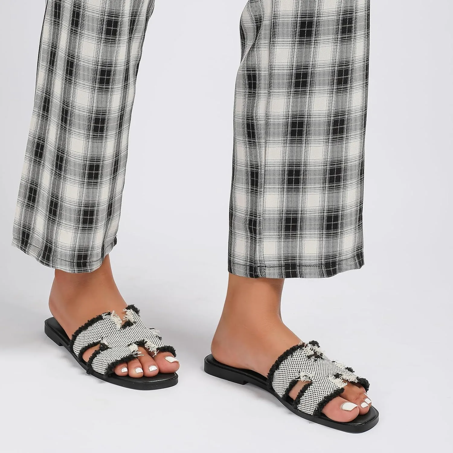 Women's Flat Slide Sandals Square Open Toe Flat Sandals Summer Flats Casual Slip on Fringe Trim
