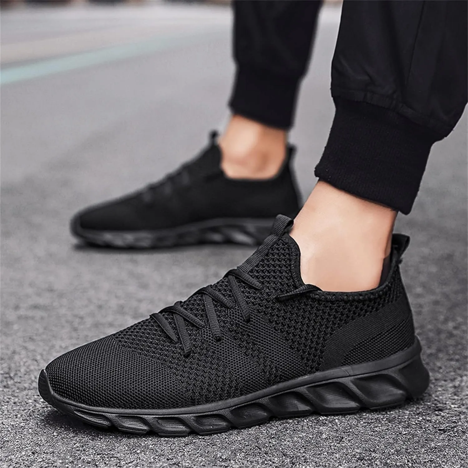 Workout Athletic Sport Shoes for Men Breathable Mesh Comfortable Tennis Shoe Breathable Diabetic Shoes for Men